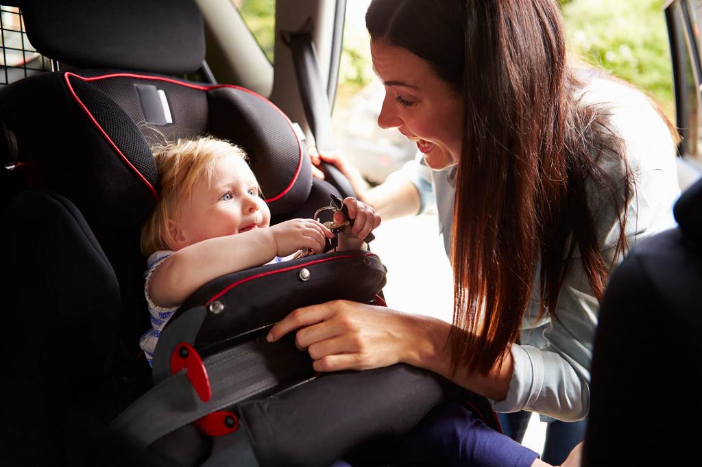 правила перевозки детей в автомобиле до года