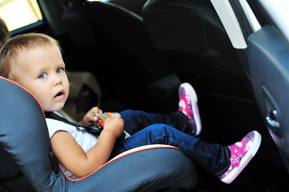 перевозка детей до года в легковом автомобиле