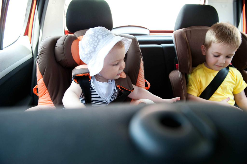 правила перевозки младенцев в автомобиле