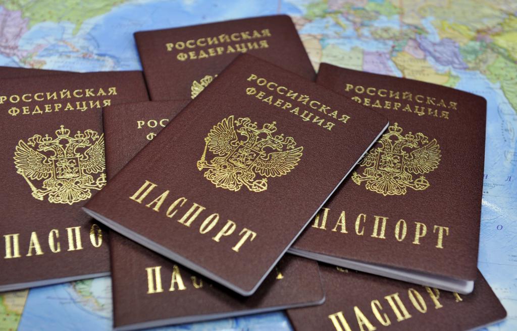 как получить паспорт в 14